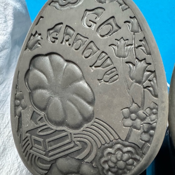 John Fluevog Go Groovy Aubrey Black - Picture 6 of 13